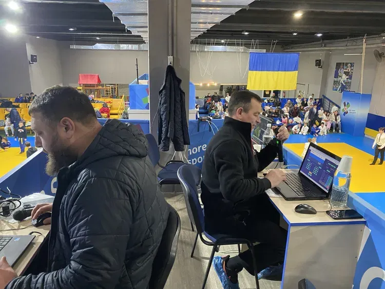 Тур - III "Південа ліга"суддя вищої категорії Дейнега Євген Анатолійович