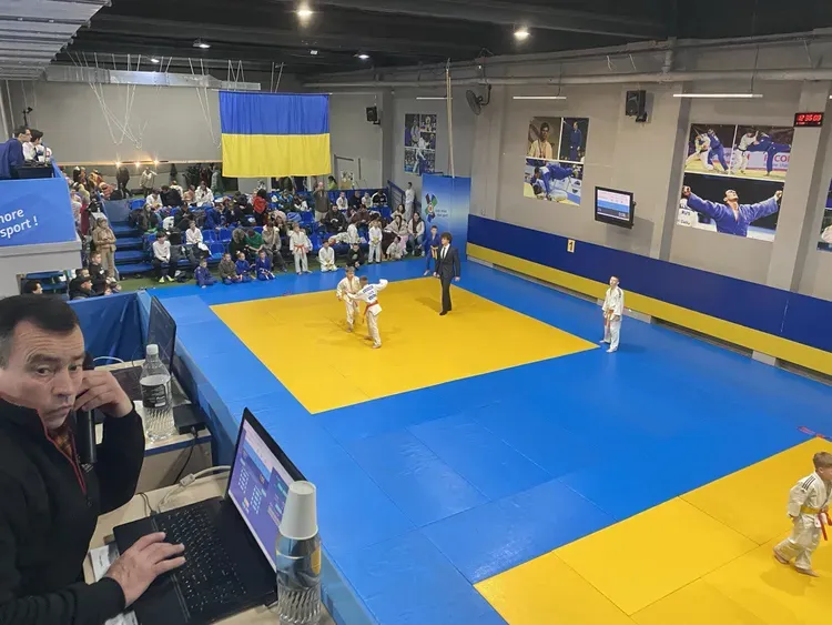 Тур - III "Південа ліга"суддя та тренер Дзюм Ігор Одеса