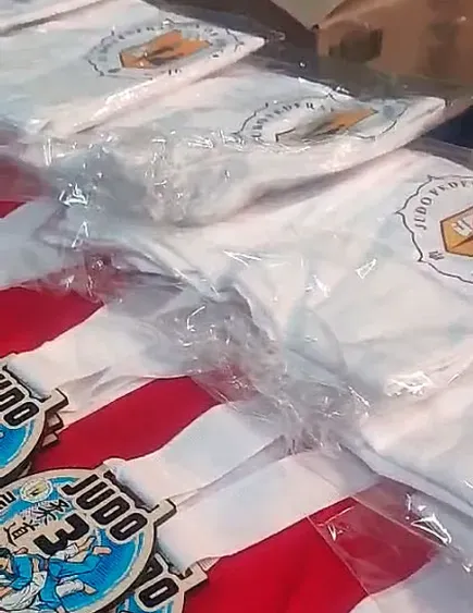 Тур -III "Південна ліга" дзюдо спорт змагання нагорода медаль подарунок