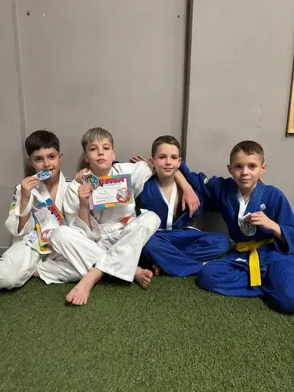 Призери Південна ліга дзюдо Тур-4 з медалями та дипломами