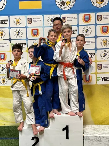 Команда призерів АШБМ ТАТАМІ тренер Тулунжи А. О. Тулунжи О. П тур-V Південна ліга дзюдо